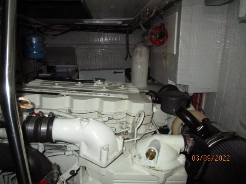 34' American Tug engine room starboard