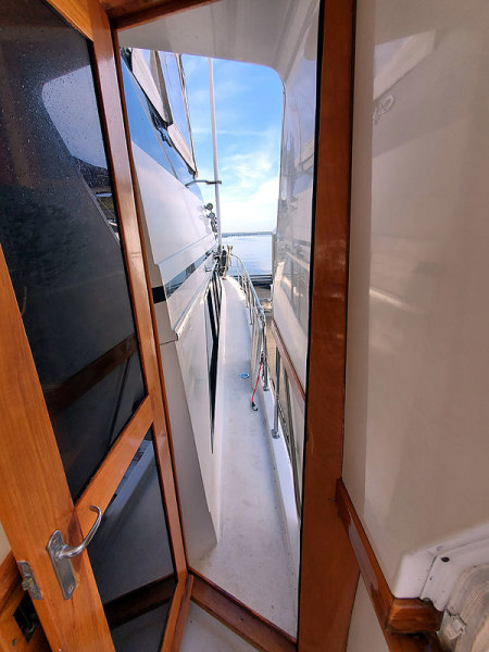 1990 Californian 48 Sundeck