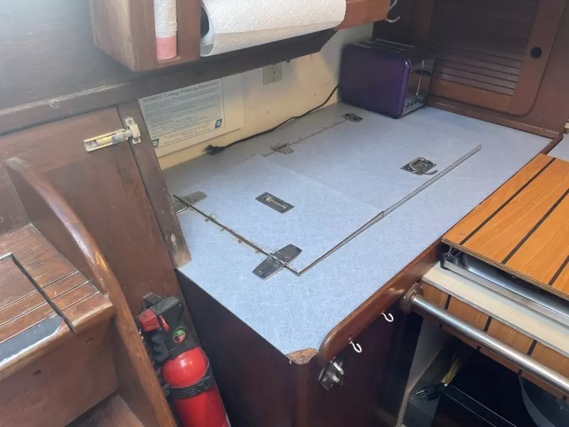 Nogara 38ft Morgan Yacht For Sale