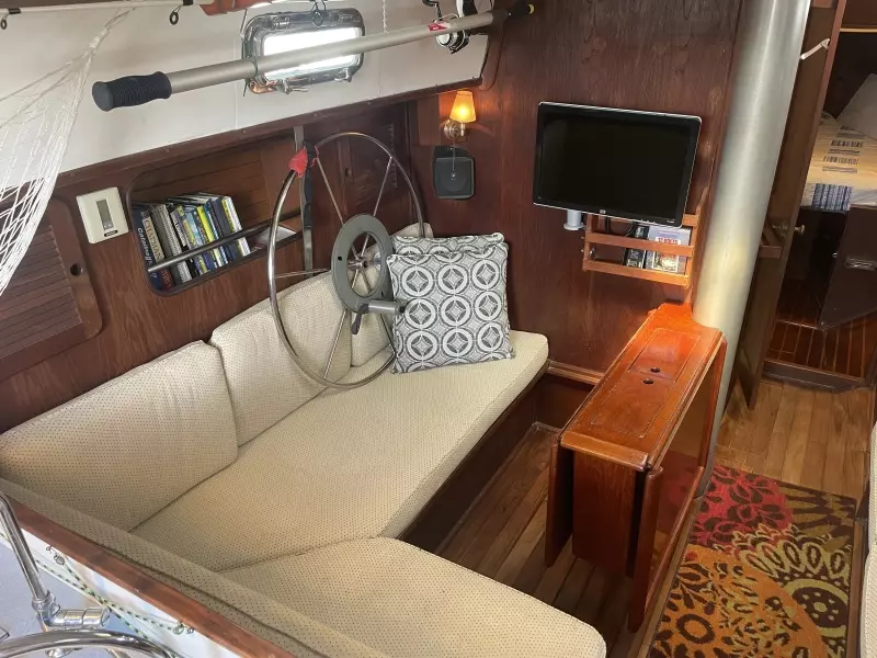 Nogara 38ft Morgan Yacht For Sale