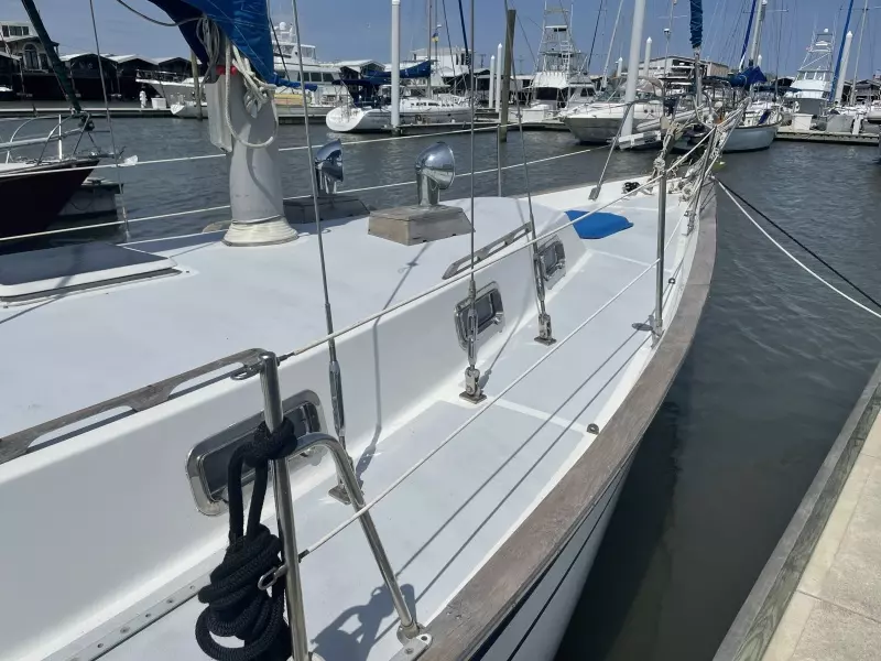 Nogara 38ft Morgan Yacht For Sale