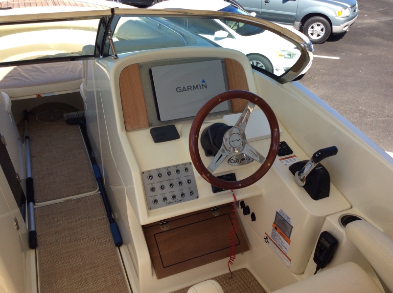 2019 Chris-Craft 26 CALYPSO