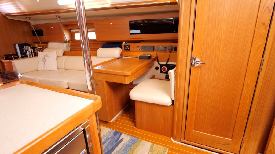 2015 Catalina 445