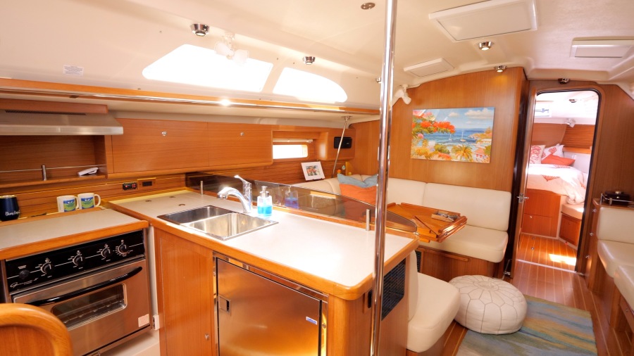 2015 Catalina 445