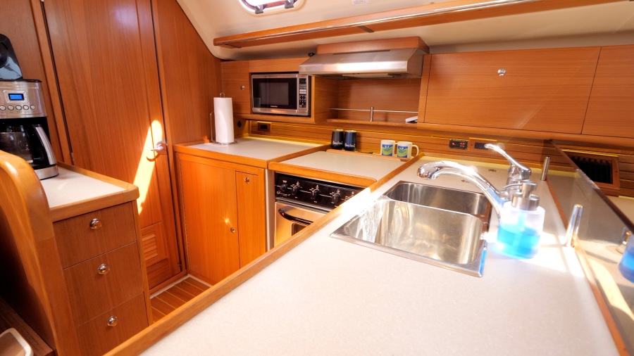 2015 Catalina 445