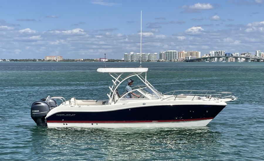 2020 World Cat 255DC