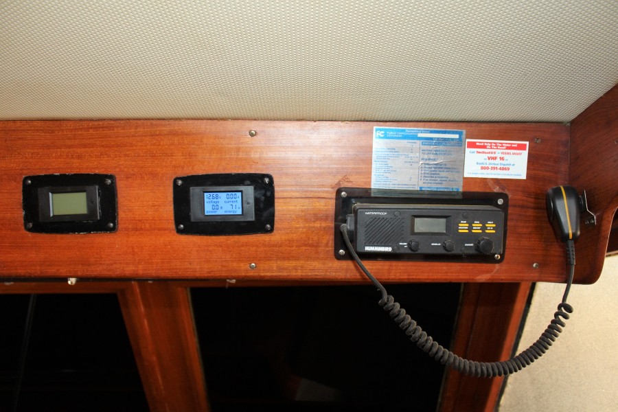 1986 Marine Trader Tradewinds
