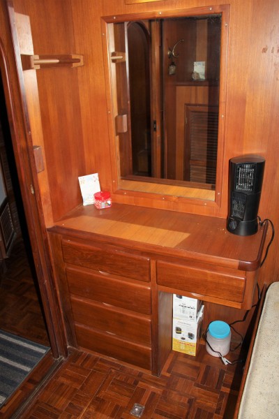 1986 Marine Trader Tradewinds