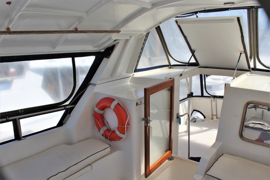 1986 Marine Trader Tradewinds