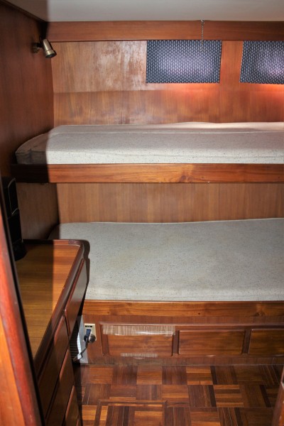 1986 Marine Trader Tradewinds