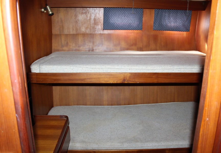 1986 Marine Trader Tradewinds