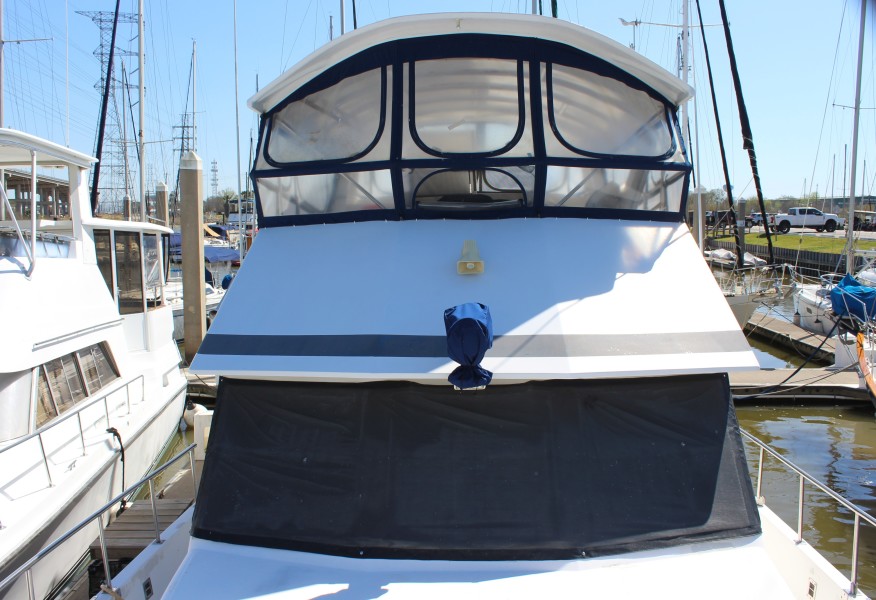 1986 Marine Trader Tradewinds