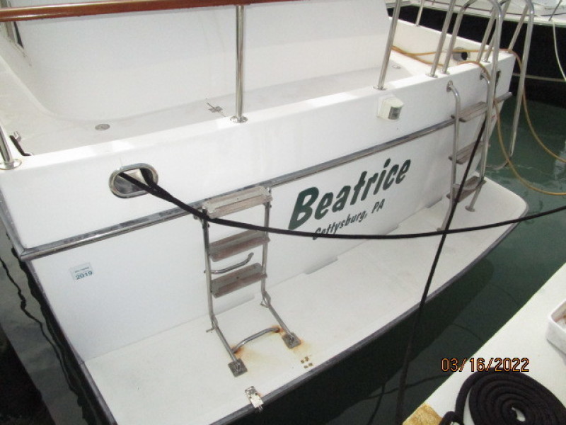 42' Ocean Alexander swimplatform