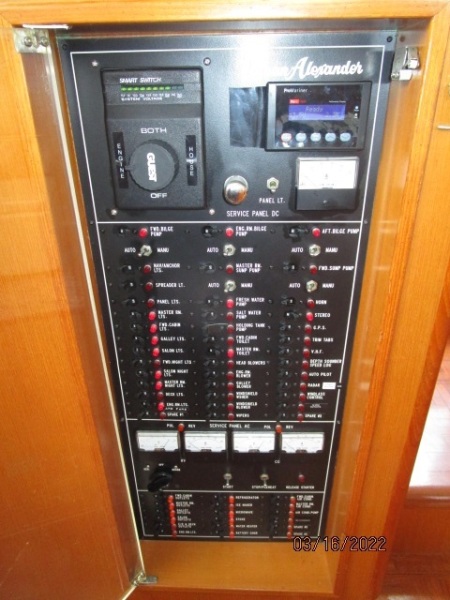 42' Ocean Alexander electrical panel