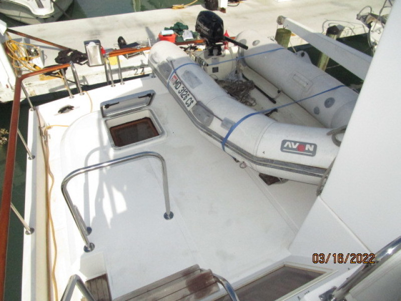 42' Ocean Alexander trunk cabin
