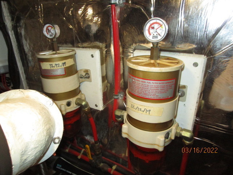 42' Ocean Alexander Racor fuel filters