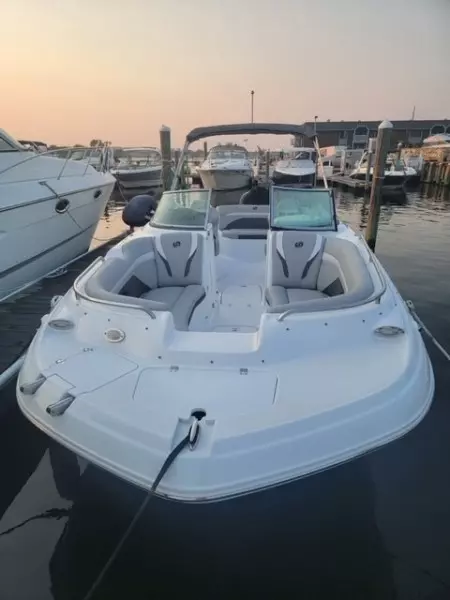 24ft Hurricane Yacht For Sale