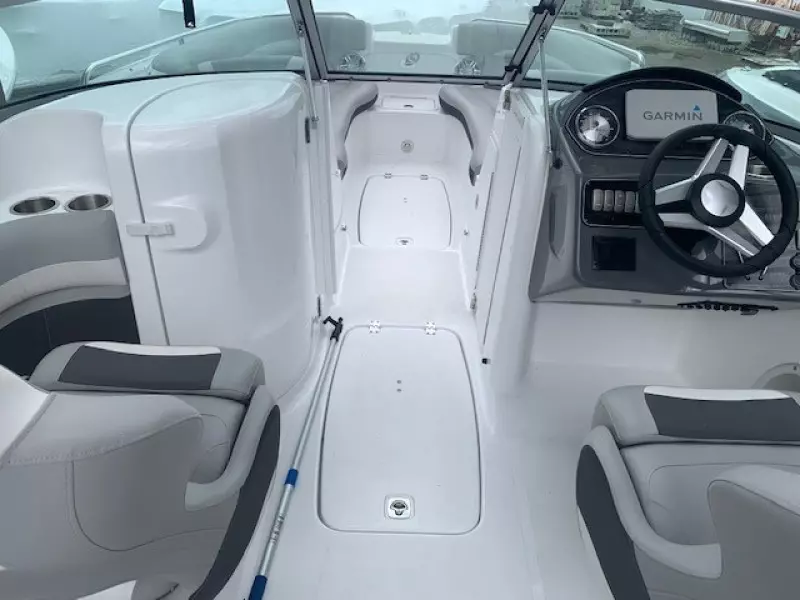 24ft Hurricane Yacht For Sale