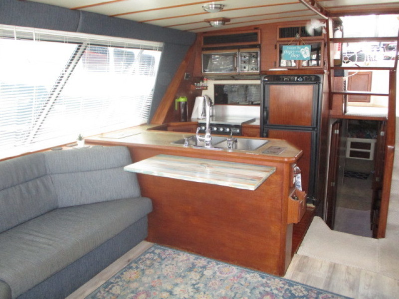 1985 Bayliner 4550
