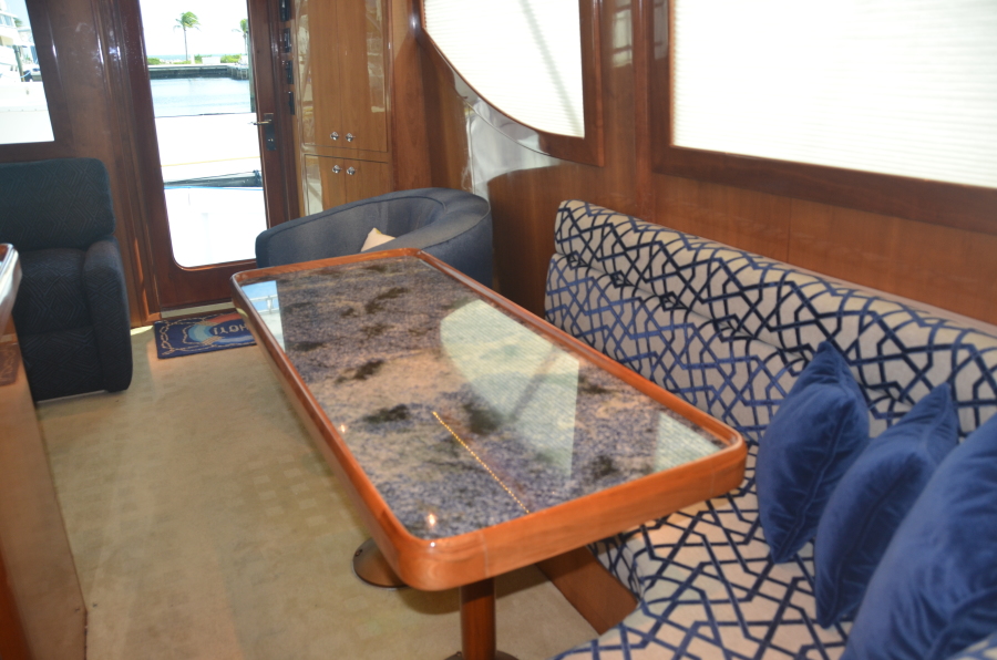 Hatteras 50-Moriah-Salon