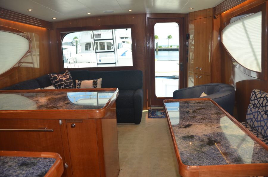 Hatteras 50-Moriah-Salon