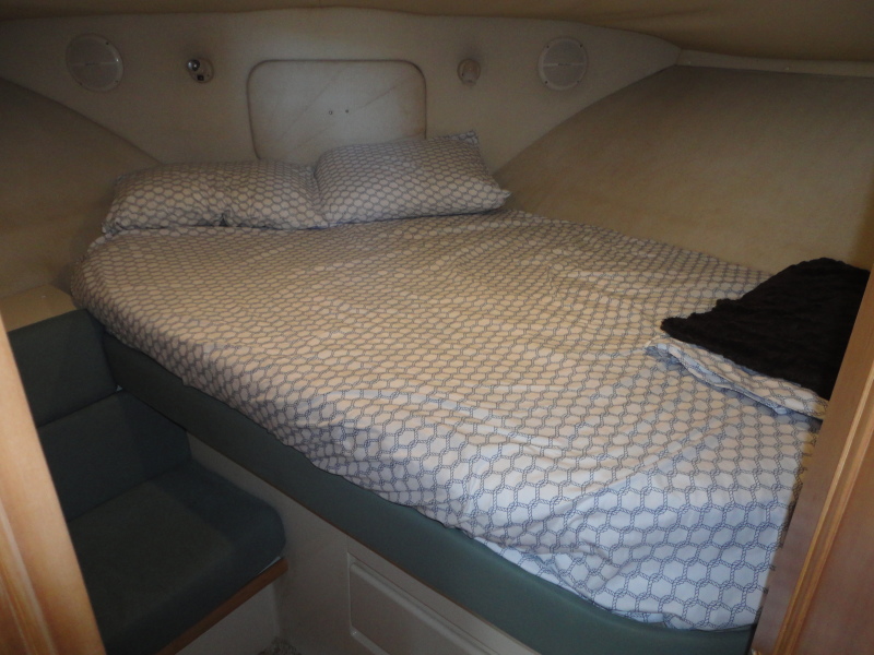 1995 Carver 370 Aft Cabin Motor Yacht