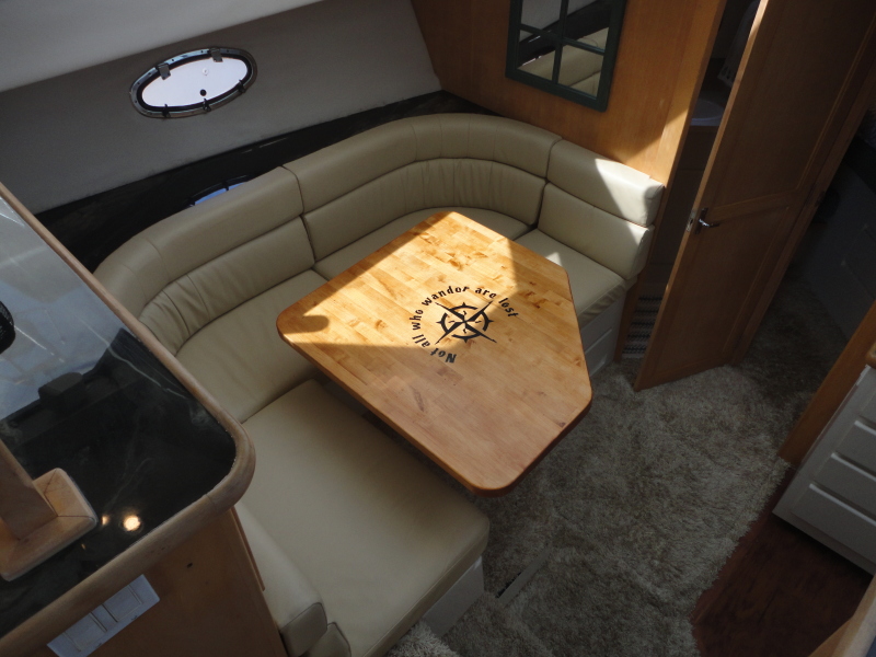 1995 Carver 370 Aft Cabin Motor Yacht