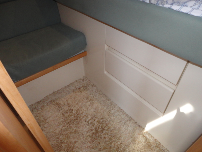 1995 Carver 370 Aft Cabin Motor Yacht