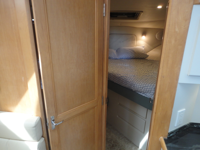 1995 Carver 370 Aft Cabin Motor Yacht