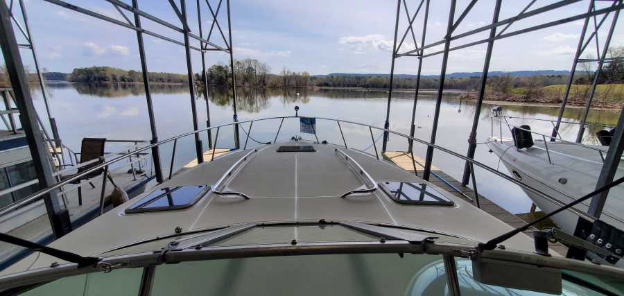 15 Bow Deck