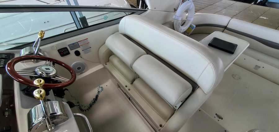 26 Helm Seating