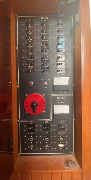 1985 CHB Senator