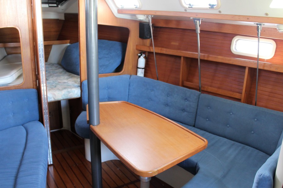 1994 Catalina 320