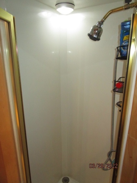 44' Navigator master stateroom shower
