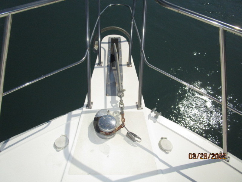 44' Navigator anchor windlass