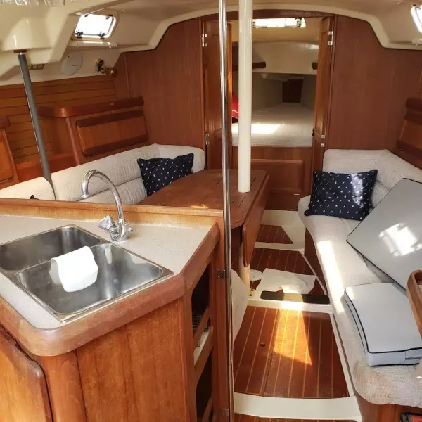 1993 Hunter Legend 35.5