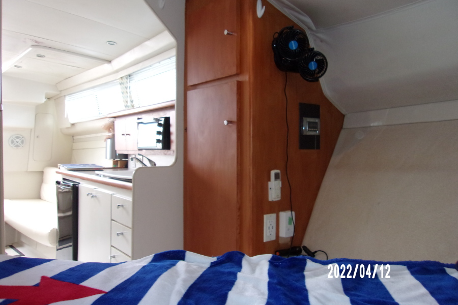 1995 Carver 310 Santego
