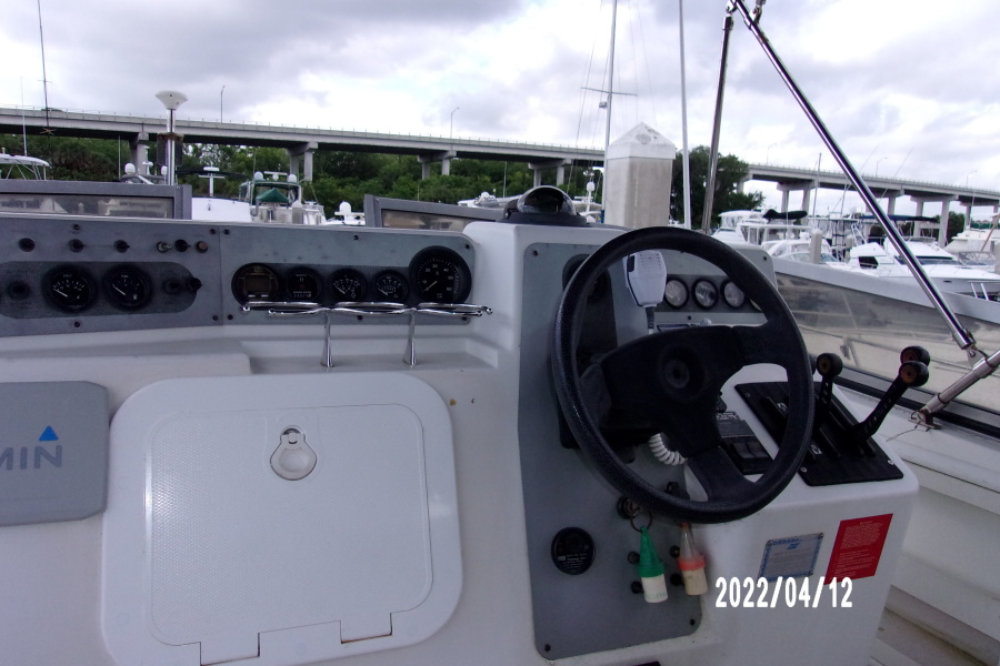 1995 Carver 310 Santego