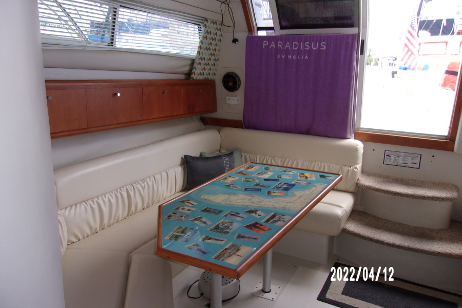 1995 Carver 310 Santego