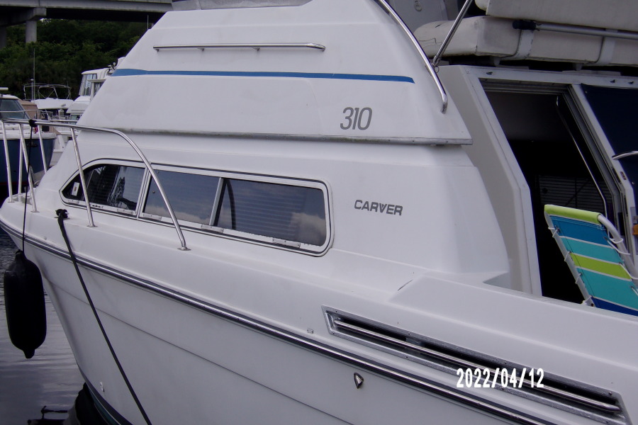 1995 Carver 310 Santego
