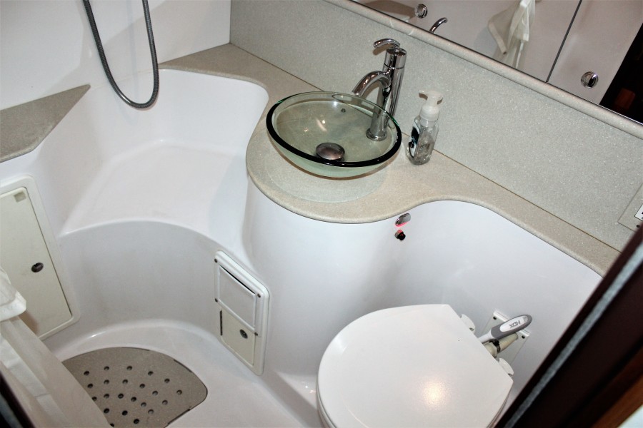 2012 Catalina 355