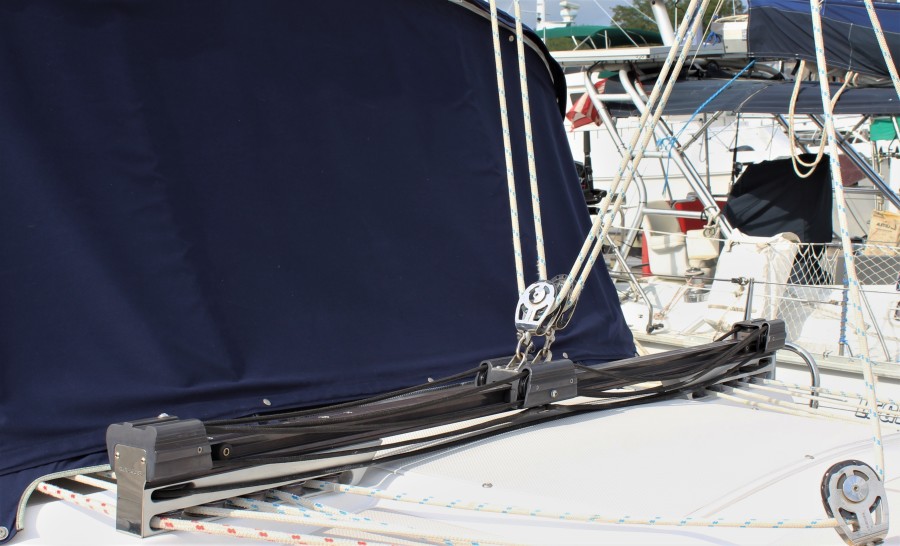 2012 Catalina 355