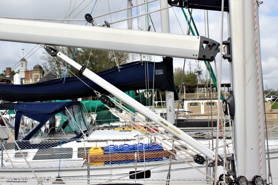 2012 Catalina 355