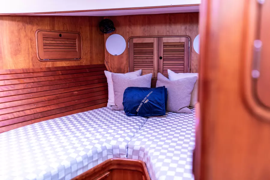 V Berth