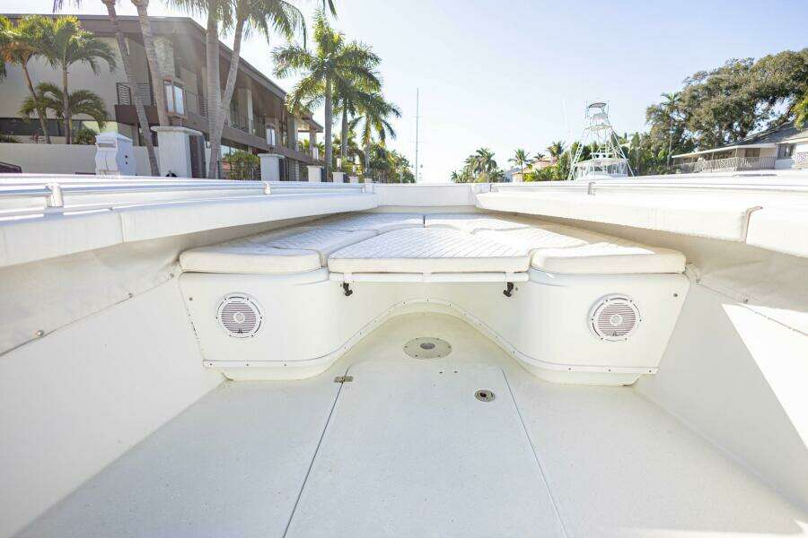 Done Deal 32ft Yellowfin Yacht For Sale
