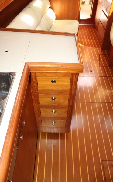 2004 Hunter 420