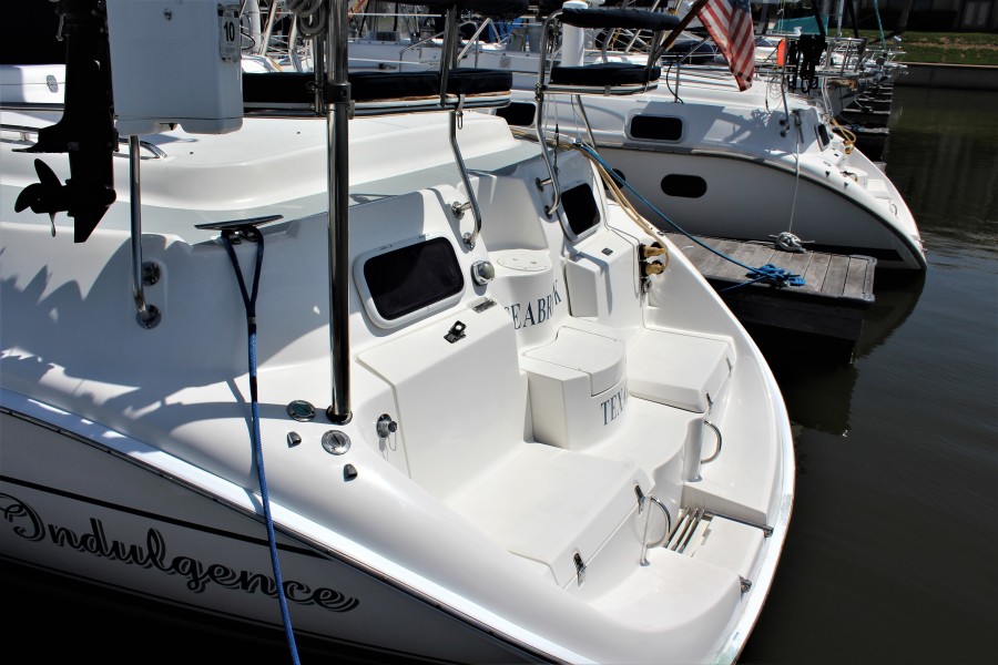 2004 Hunter 420
