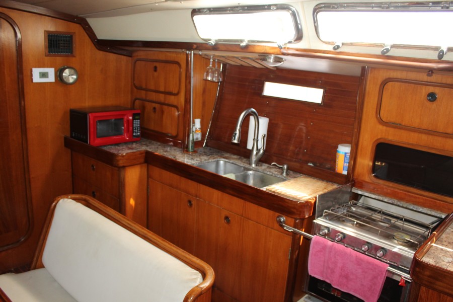1988 Moorings Moorings 432