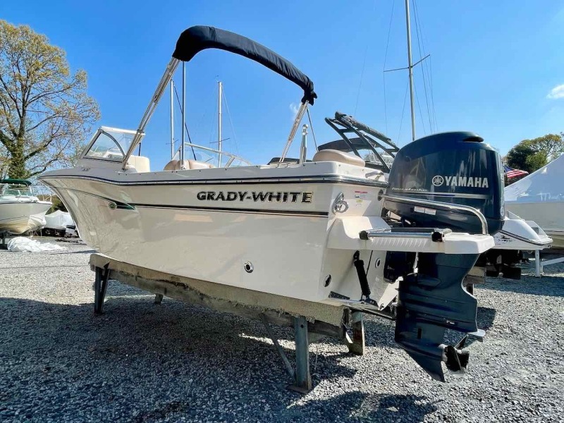 2013 Grady-White 205 Freedom