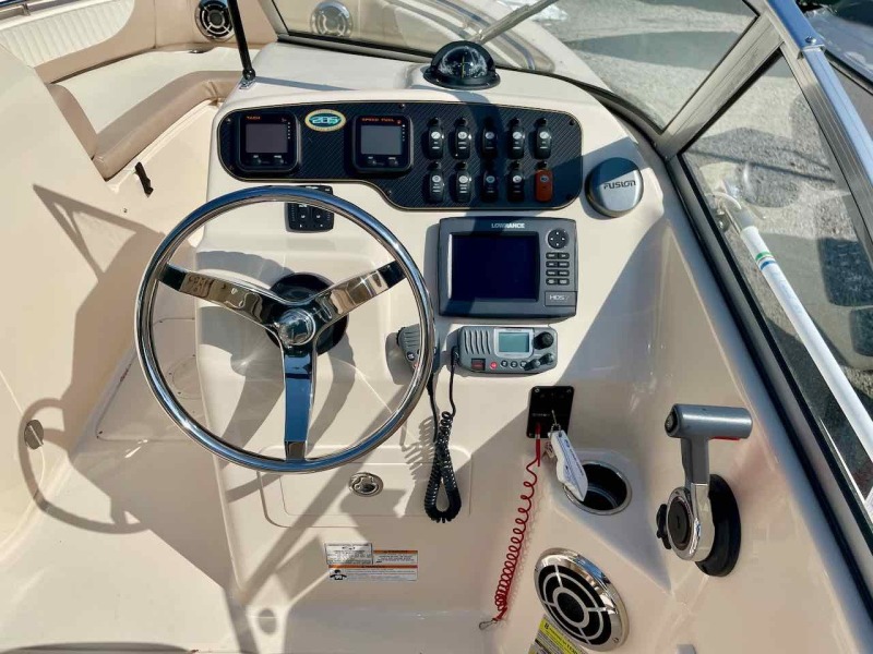 2013 Grady-White 205 Freedom